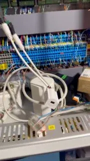 Продолжается тестирование дистанционного выключателя для управления подсветкой кухни подключенного к .